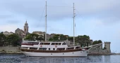 Cesarica Motor Sailer Charter Croatia 14