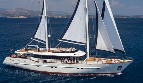 Croatia Charter Luxury Yacht Navilux 