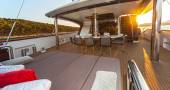 Image 12/32 Luxury Yacht Navilux 