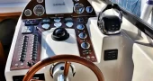 Vektor 950 Motor Boat Charter Croatia 17