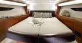 Luxury Yacht Jeanneau Prestige 500 Charter Croatia 9