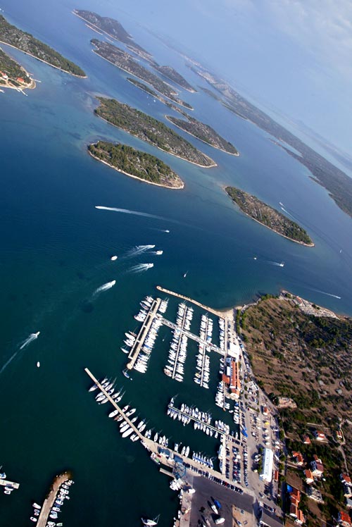 yacht charter murter croatia