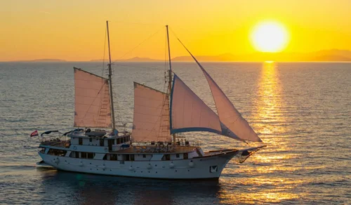 Mendula Motor Sailer Croatia Charter and Cruise