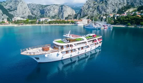Melody Mini Cruiser Croatia Small Ship Charter