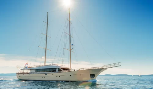 Son de Mar Luxury Sailing Yacht for Cruising in Croatia