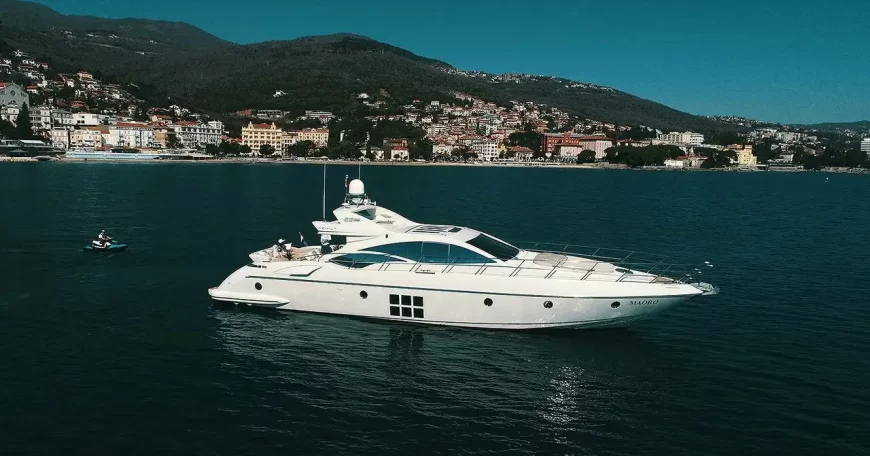 Azimut 68 Luxury Motor Yacht Charter